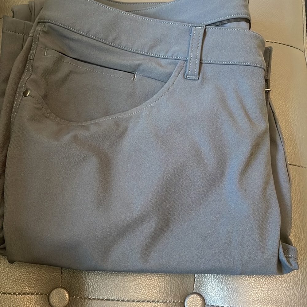 Lululemon sport pants